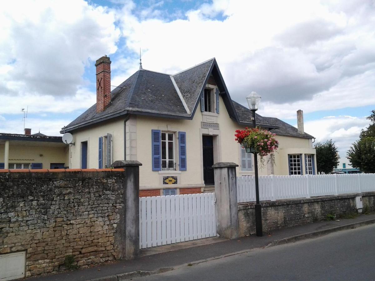Maison Vuyk Nalliers  Bagian luar foto
